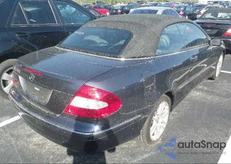 2009 Mercedes-Benz Clk350 z USA, uszkodzony, nr VIN WDBTK56F89F260347